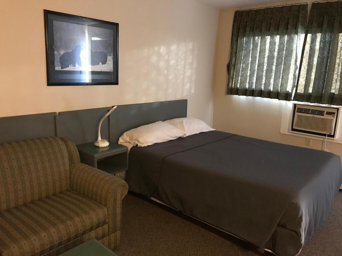 Plains Motor Inn Stettler Buitenkant foto