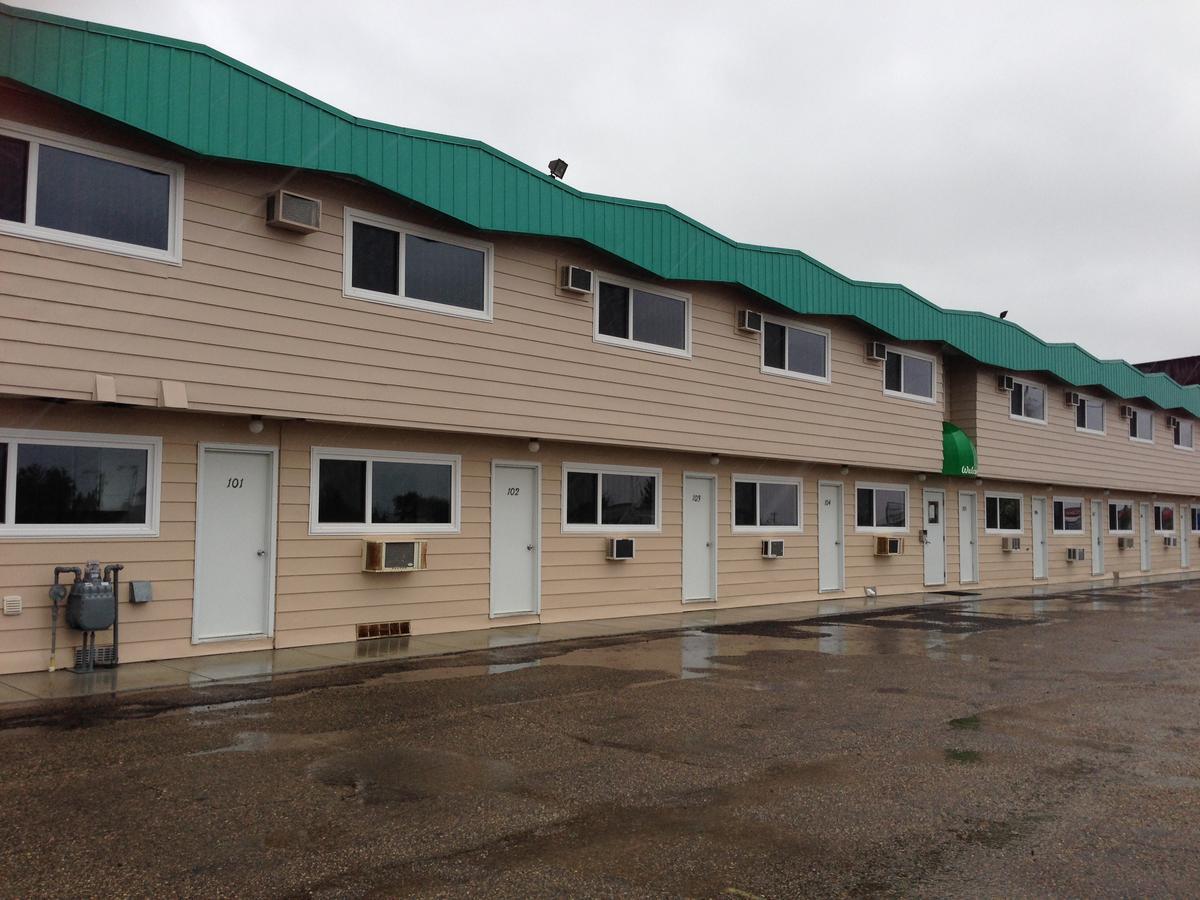 Plains Motor Inn Stettler Buitenkant foto